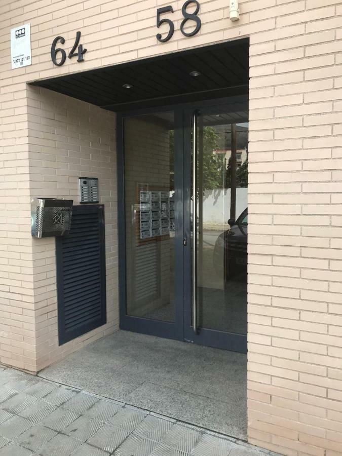 Apartamento Piscina Viena Roses Exterior foto
