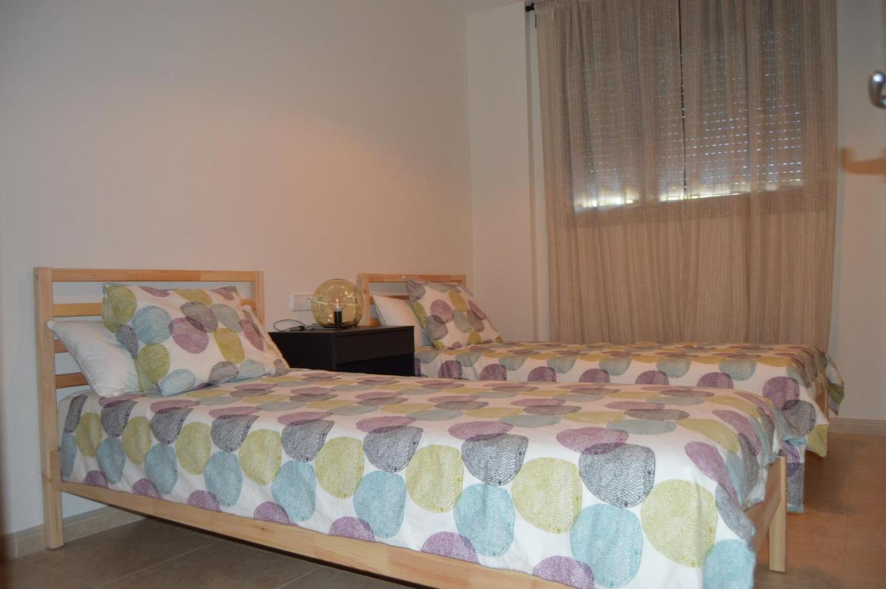 Apartamento Piscina Viena Roses Exterior foto