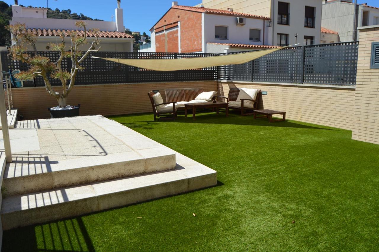 Apartamento Piscina Viena Roses Exterior foto